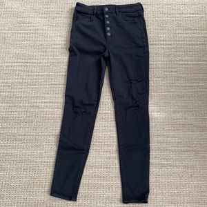 Black ripped skinny jeans
